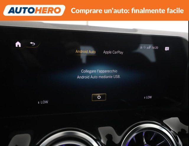 MERCEDES-BENZ GLA 250 Automatic Premium