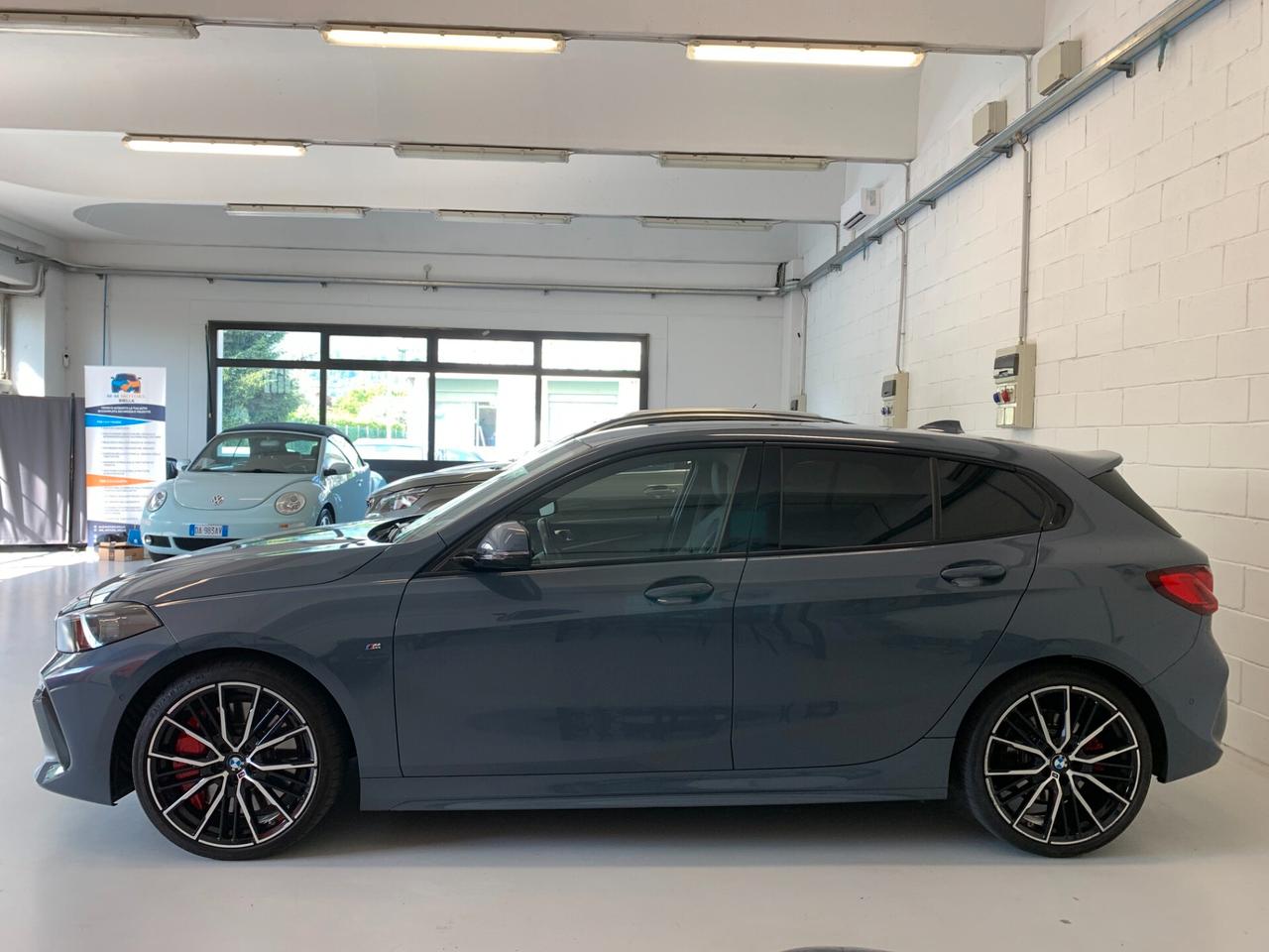 Bmw 118 118d 5p. Msport