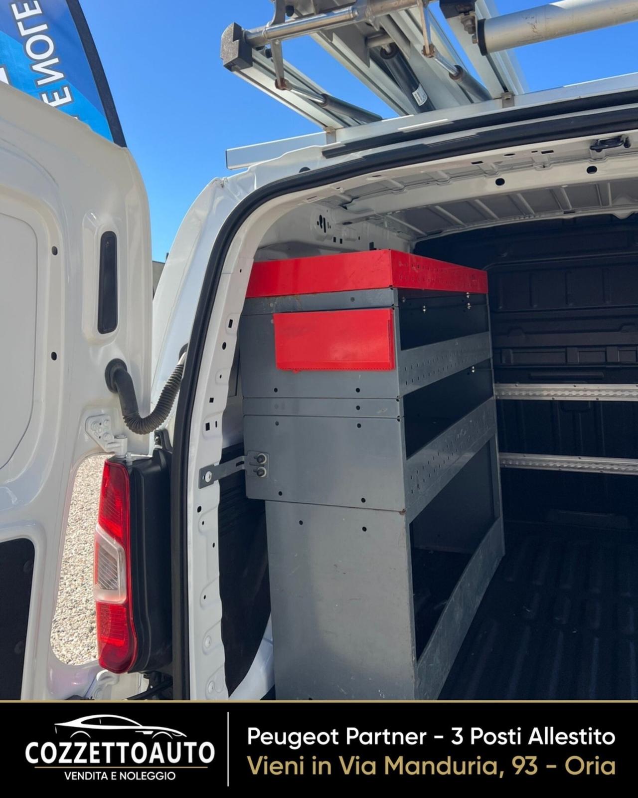 Peugeot Partner 3 posti Allestito passo corto