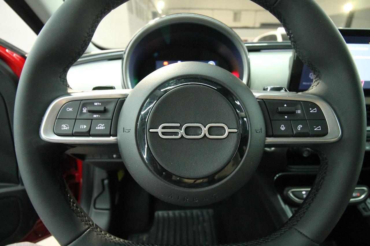 FIAT 600 1.2 HYBRID LA PRIMA 110 CV