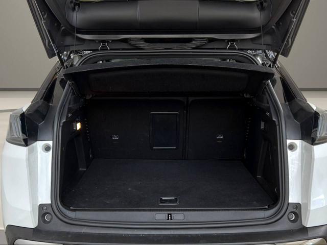 PEUGEOT 3008 Hybrid4 300 e-EAT8 GT