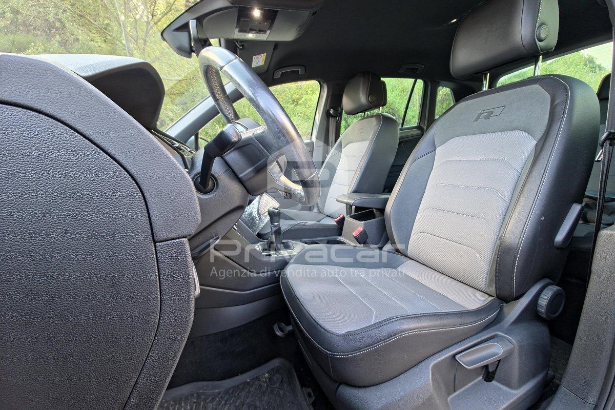 VOLKSWAGEN Tiguan 1.6 TDI SCR Sport BlueMotion Technology