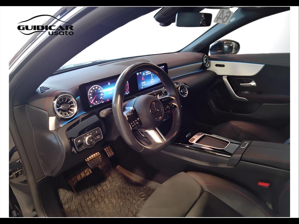 Mercedes-Benz CLA Coupe - C118 2023 - CLA Coupe 200 d AMG Line Advanced Plus auto