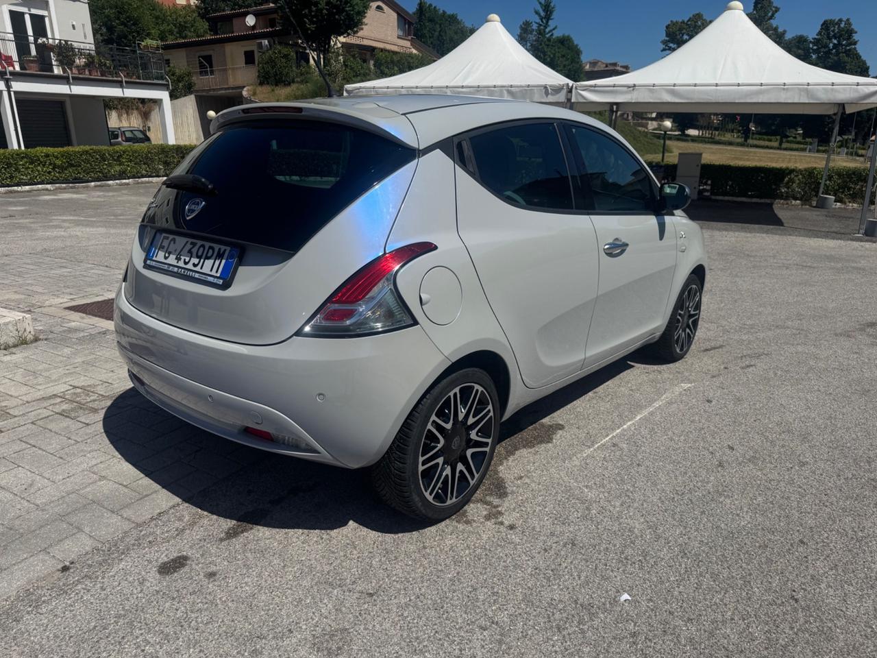 Lancia Ypsilon 1.2 69 CV MYA S&S Platinum