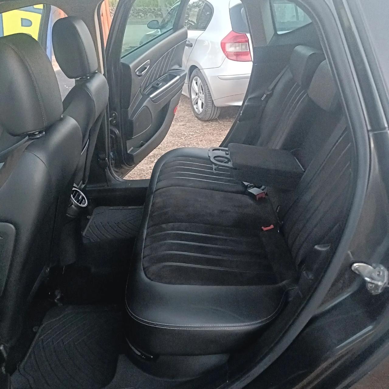 Lancia Delta 1.9 MJT Twinturbo DPF Executive