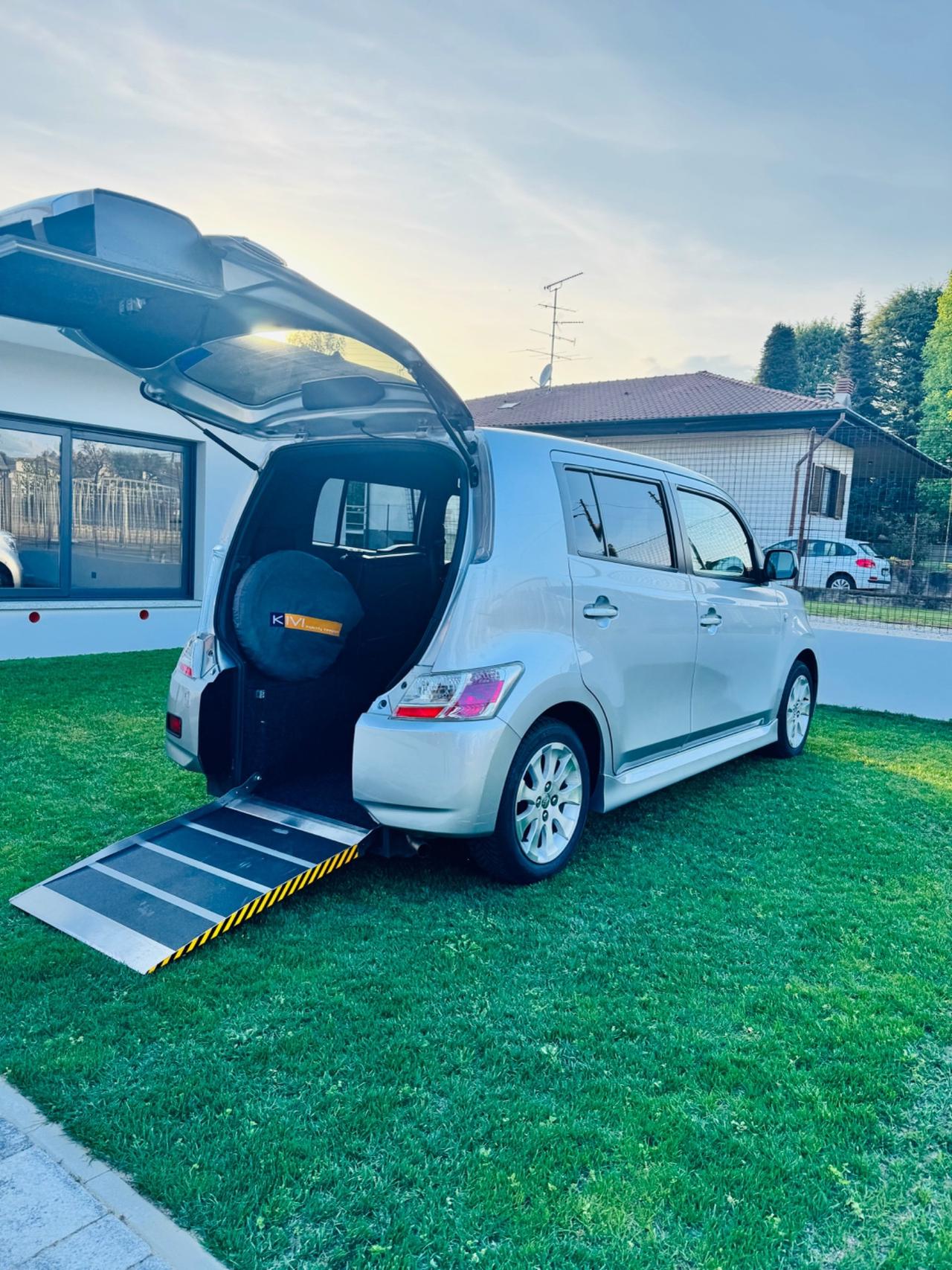 Daihatsu Materia trasporto e guida Disabili