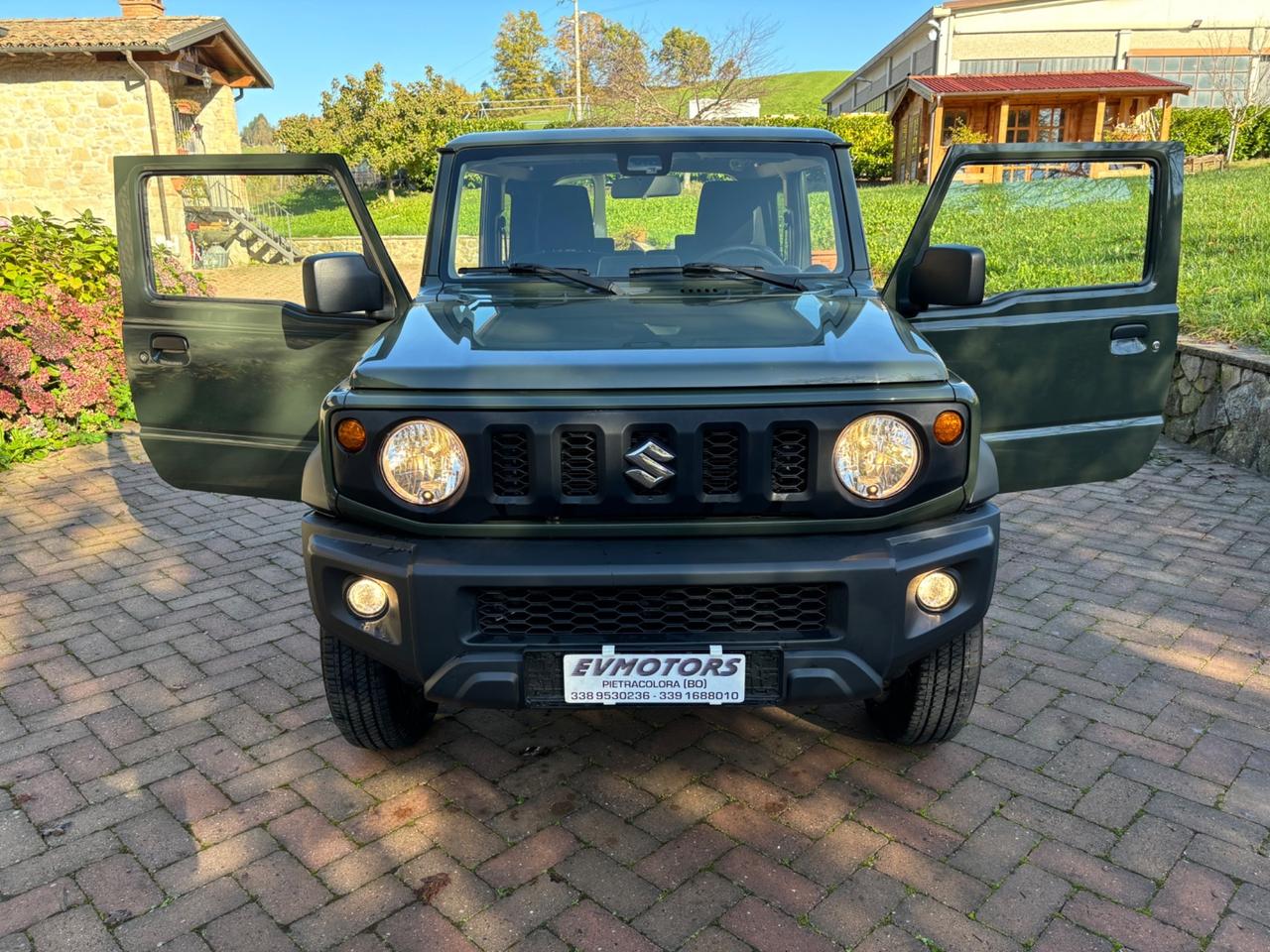 Suzuki Jimny 1.5 5MT Top 4 POSTI - 11/2018