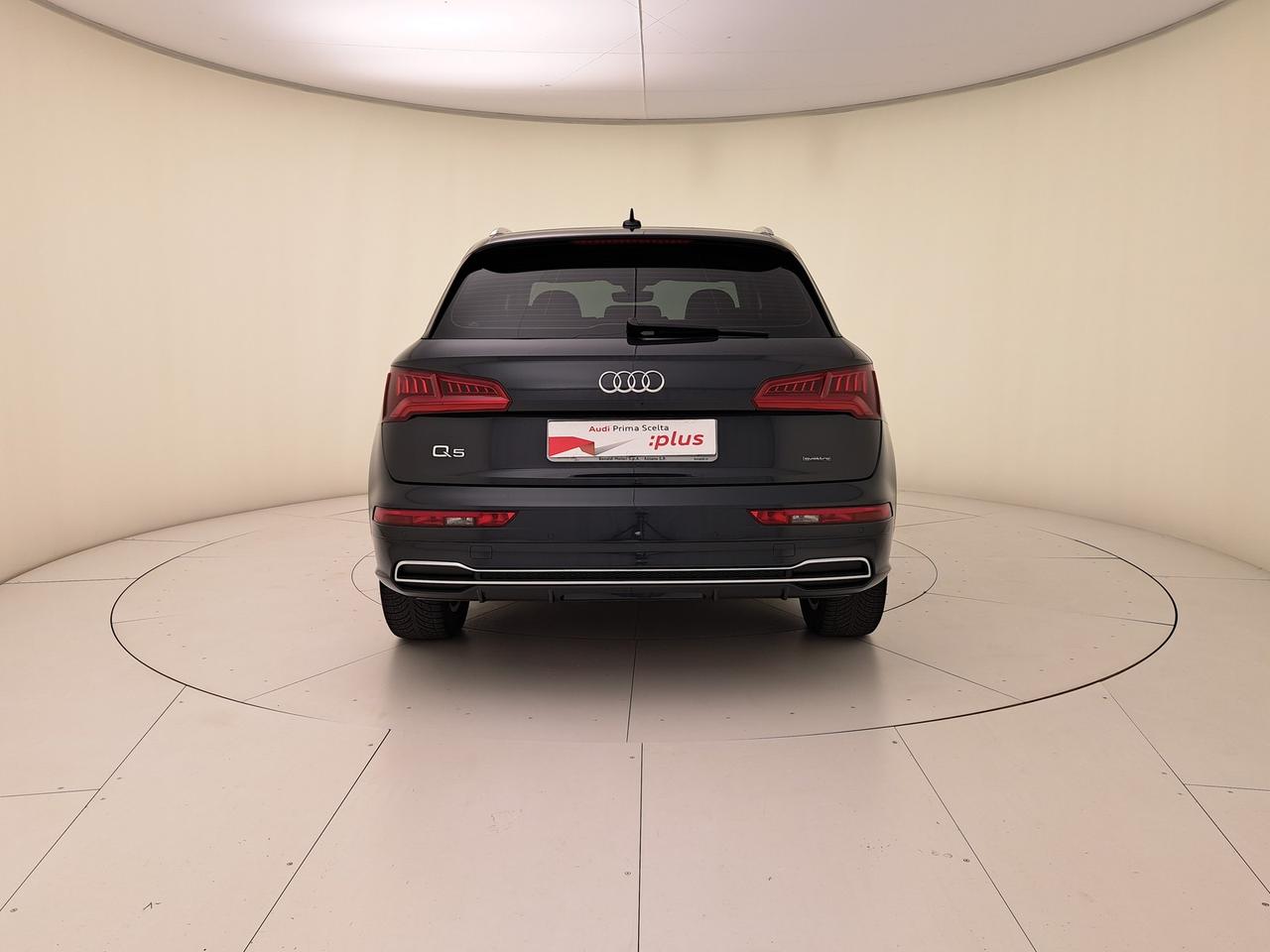 Audi Q5 55 2.0 tfsi e business quattro 367cv s-tronic