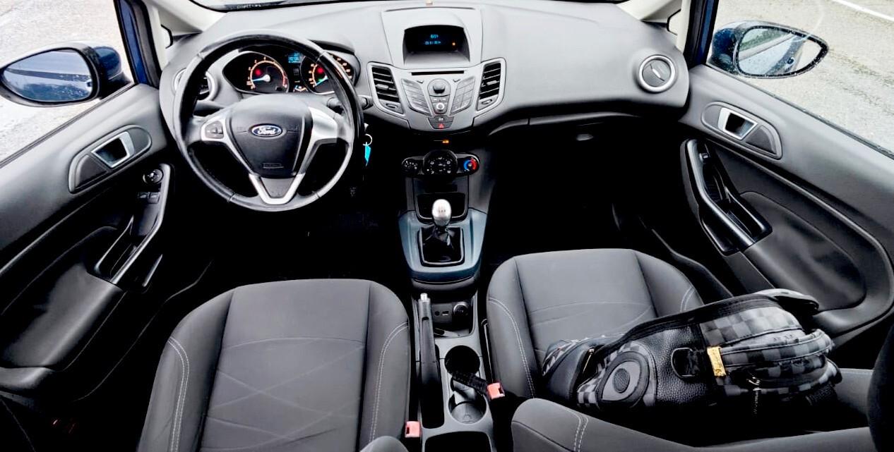 Ford Fiesta 1.0 EcoBoost 100CV 5 porte Powershift Titanium