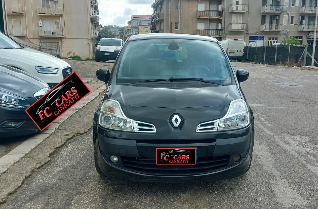 RENAULT GRAND MODUS