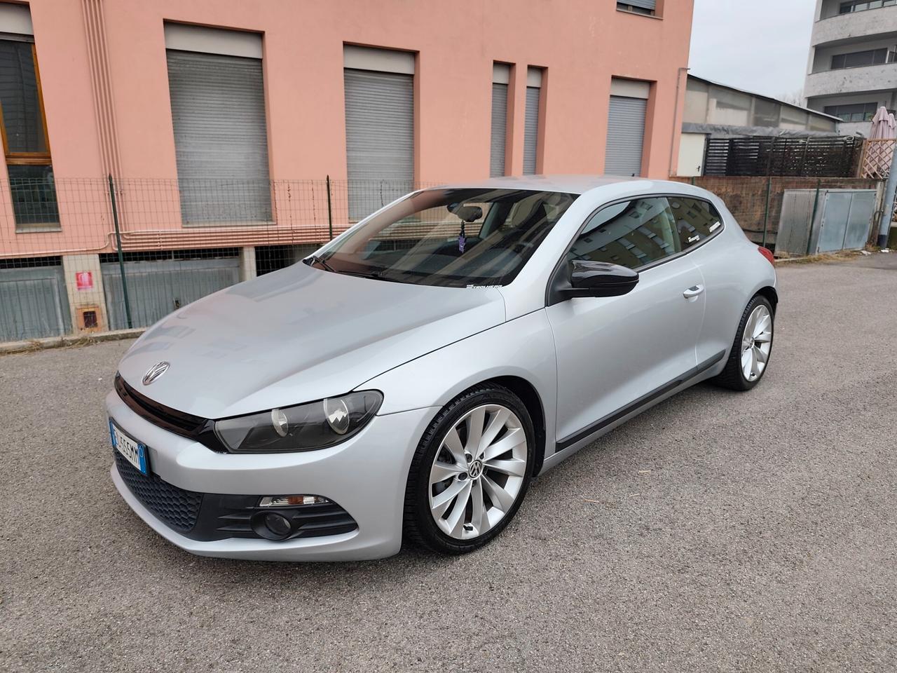Volkswagen Scirocco 1.4 TSI Benz euro 5 neopatentati