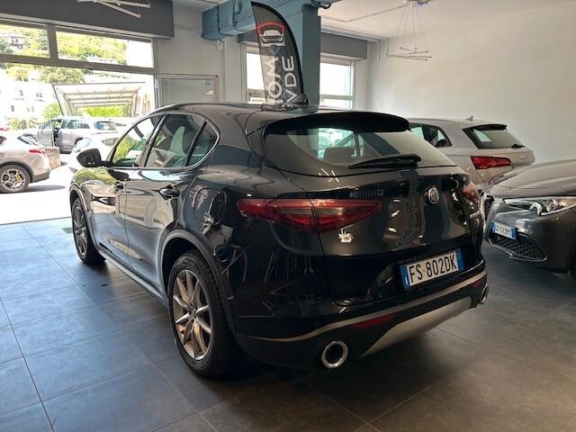 Alfa Romeo Stelvio 2.2 Turbodiesel 210 CV AT8 Q4 Executive