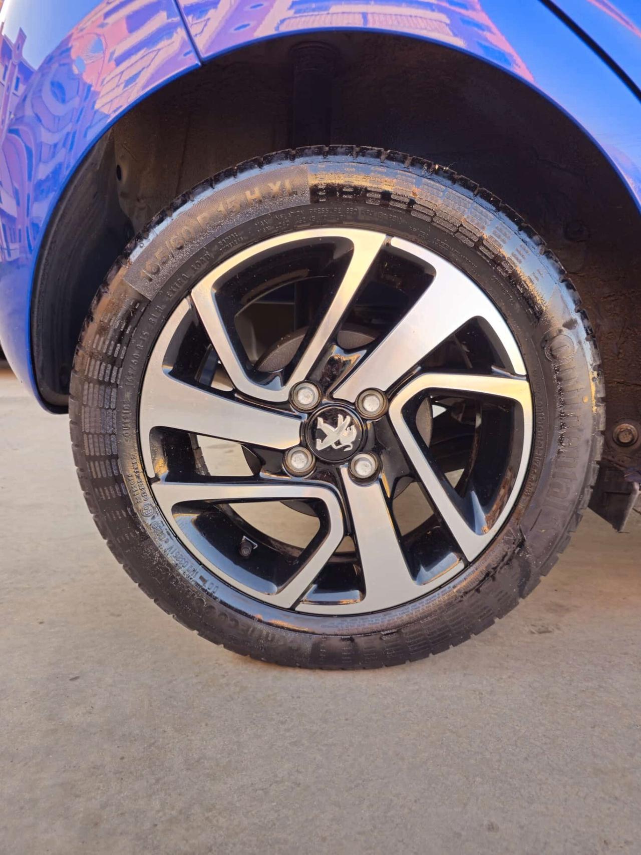 Peugeot 108 VTi 72 S&S 5 porte Allure TOP!