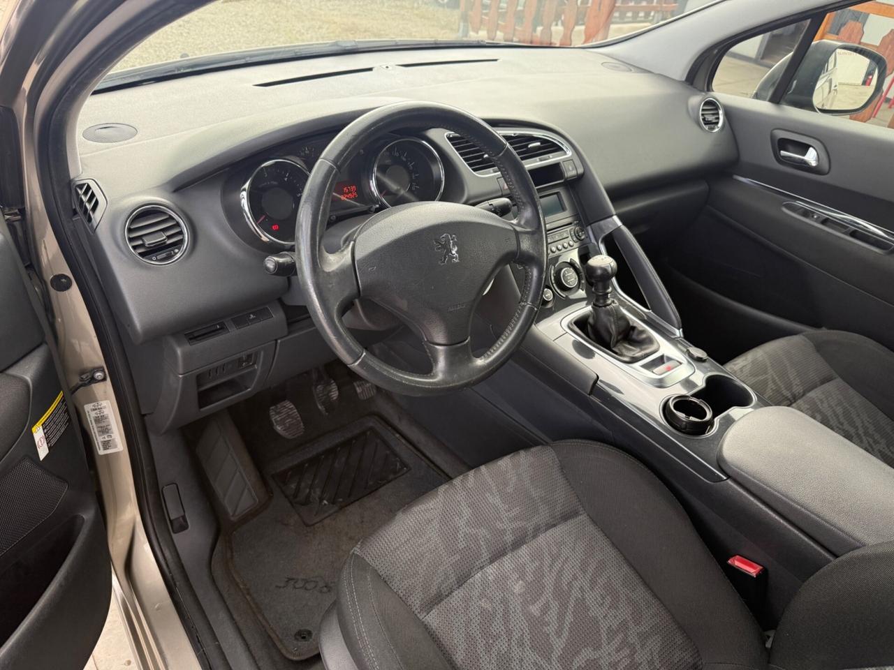 Peugeot 3008 1.6 HDi 110CV Premium