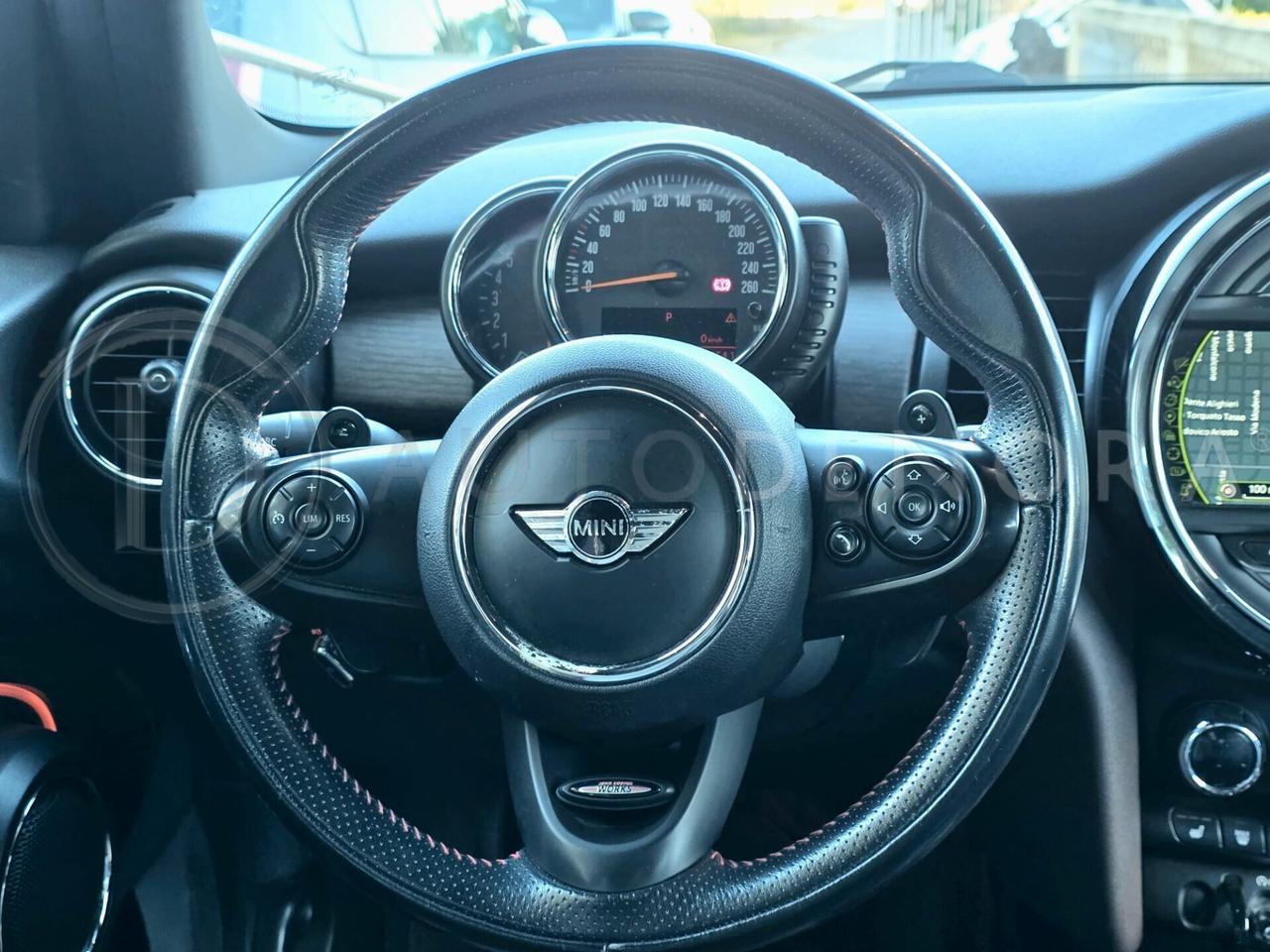 Mini 2.0 Cooper SD Business XL#AUTO#LED#PELLE#NAVI#AMBIENT LIGHT