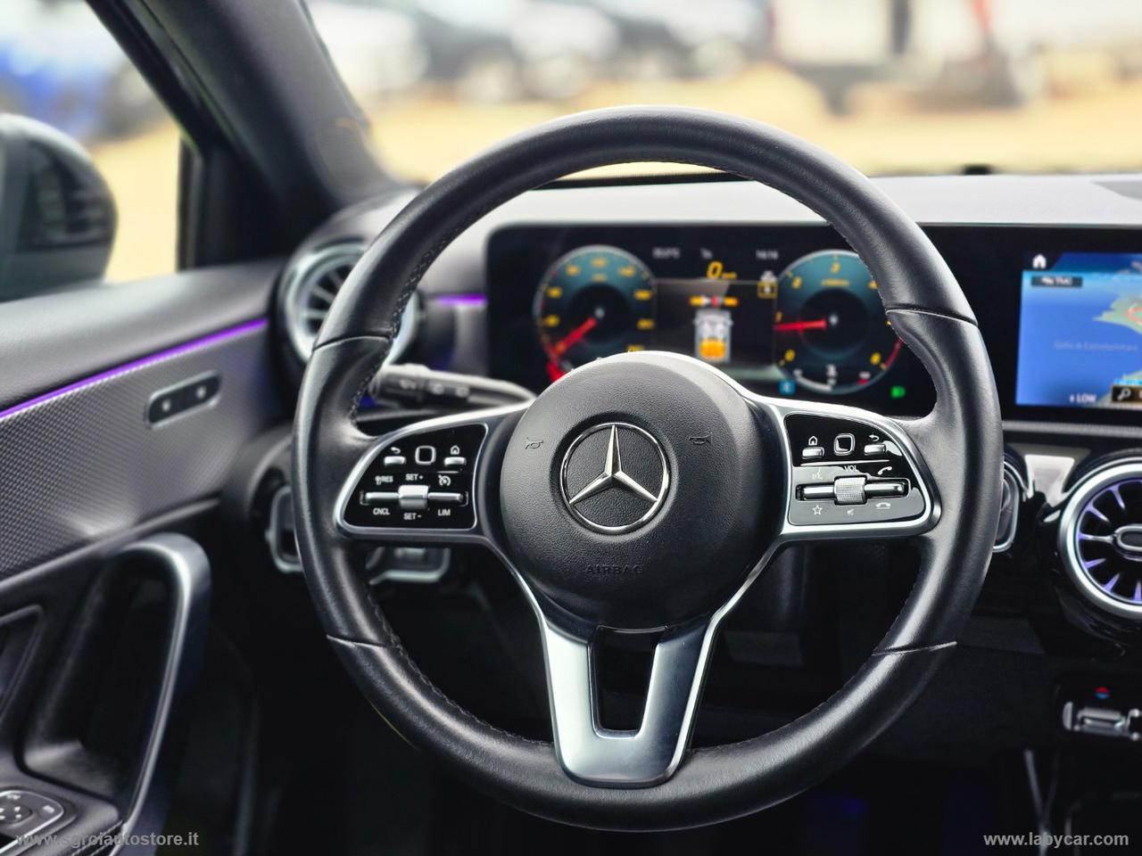 MERCEDES-BENZ A 180 d Sport