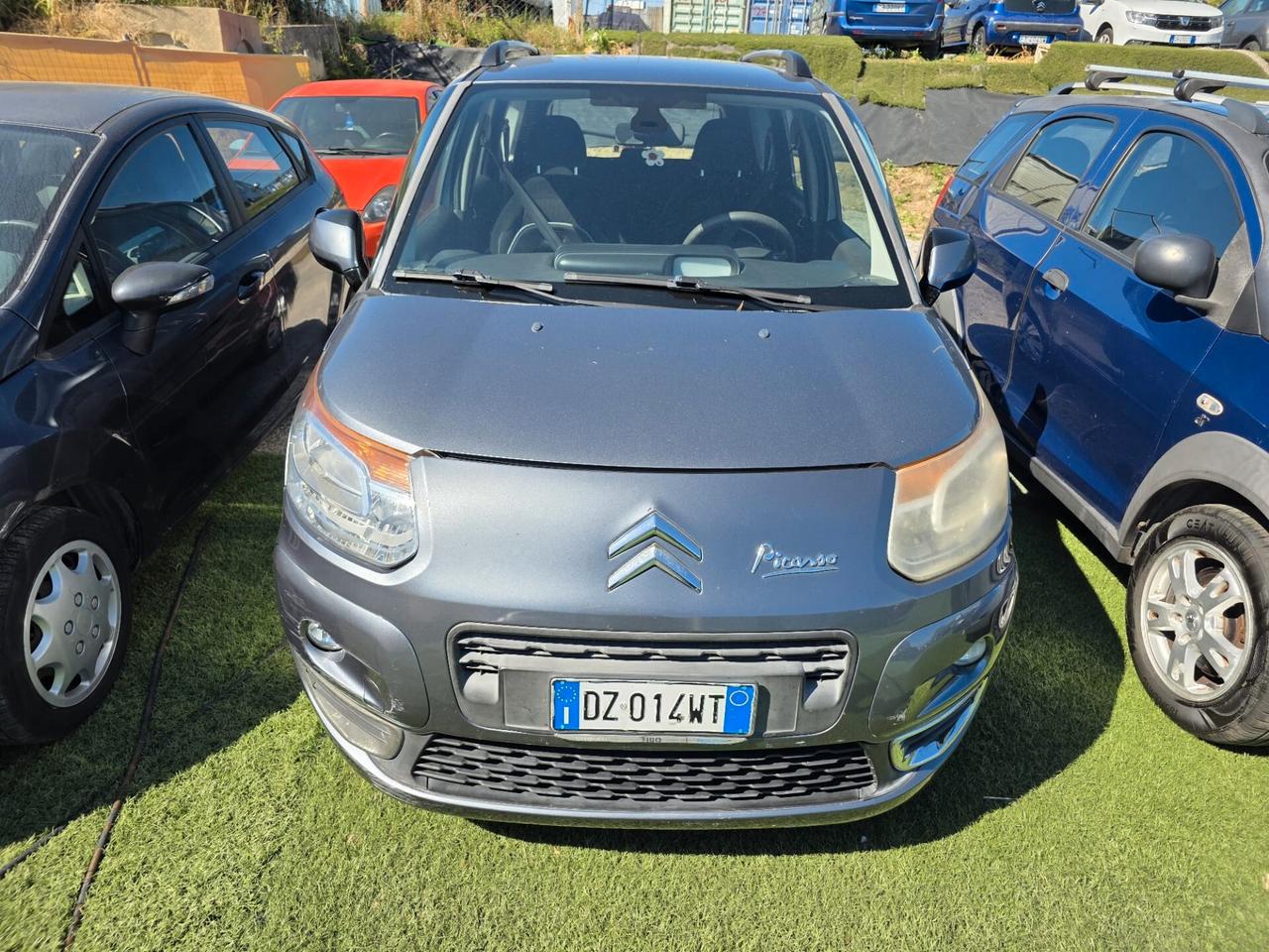 Citroen C3 Picasso 1.4 VTi 95 GPL Euro 5. Neopatentati