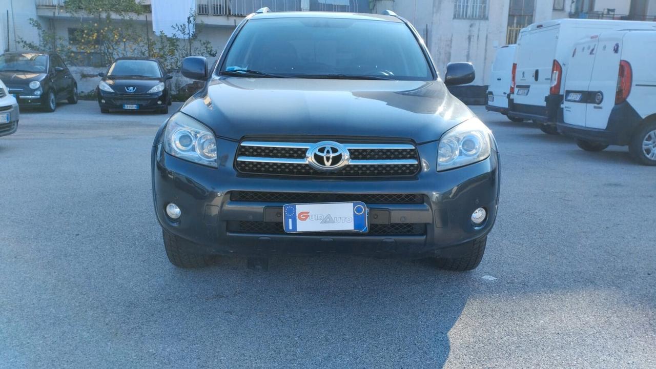 Toyota RAV 4 RAV4 2.2 D-4D 177 CV Luxury