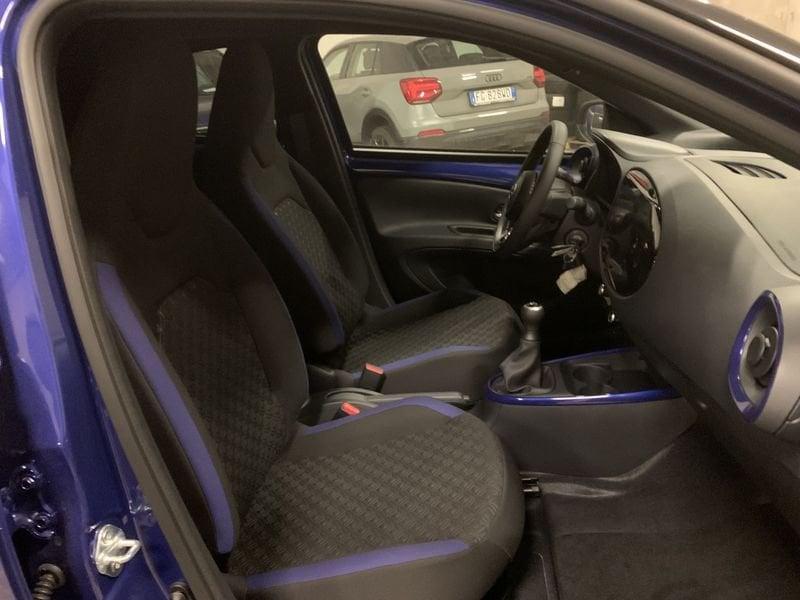 Toyota Aygo X Aygo X 1.0 VVT-i 72 CV 5 porte Trend