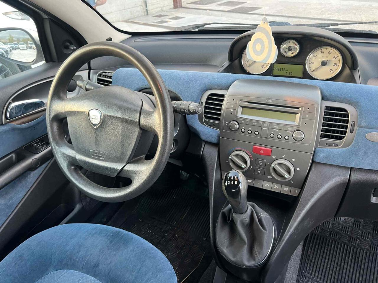 Lancia Ypsilon 1.3 MJT 70CV
