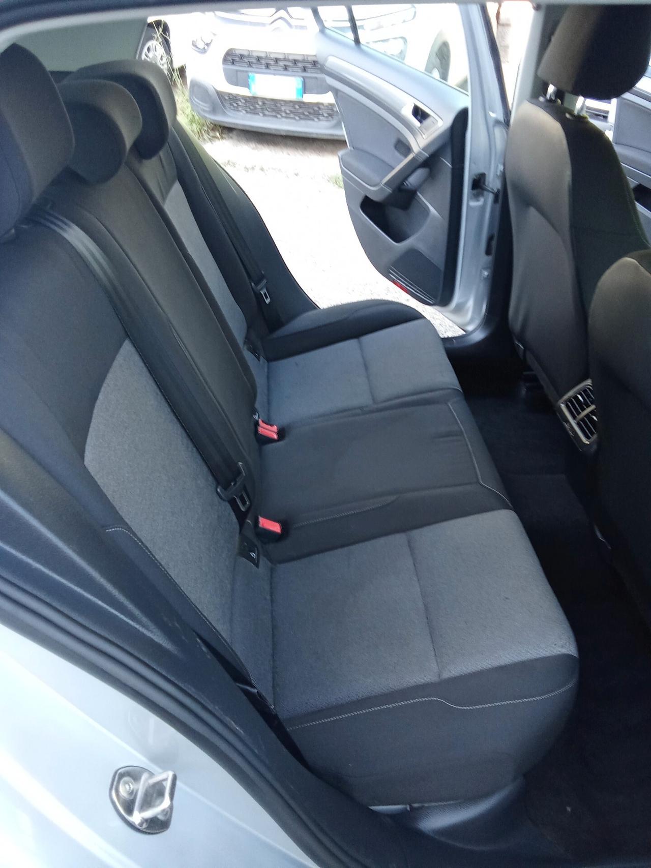 Volkswagen Golf 1.6 TDI 110 CV 5p. 11/015