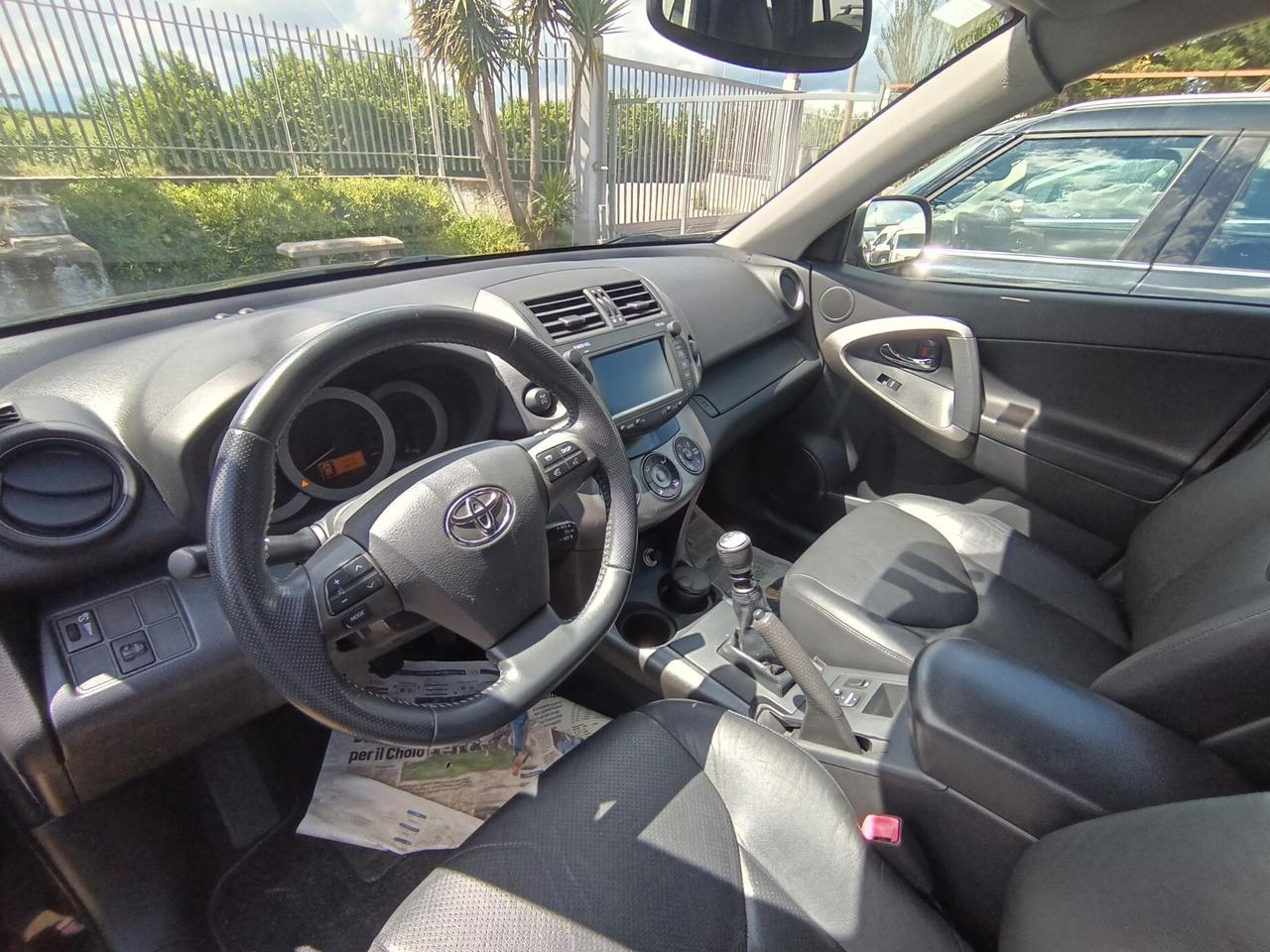 Toyota RAV 4 RAV4 Crossover 2.2 D-Cat 177 CV Luxury