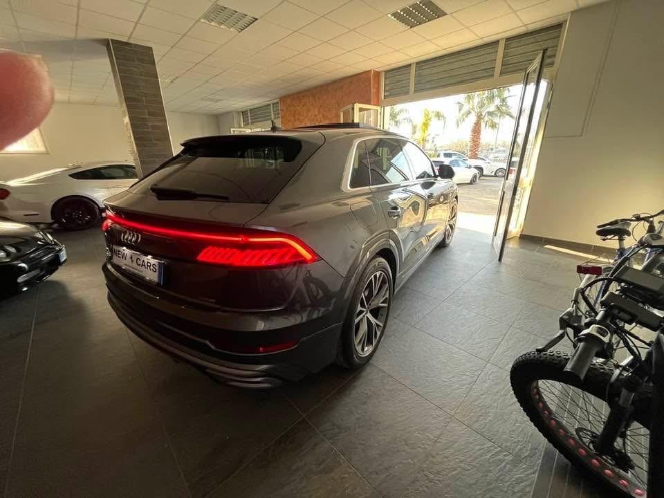 Audi Q8 SUV 45 TDI quattro tiptronic S line edition