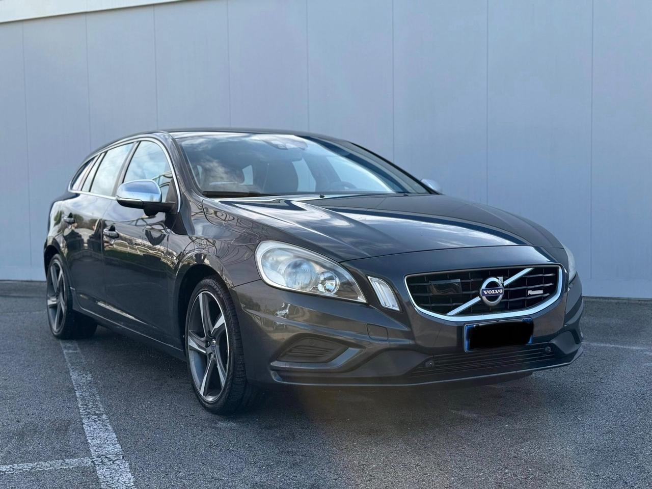 Volvo V60 D5 Geartronic R-design