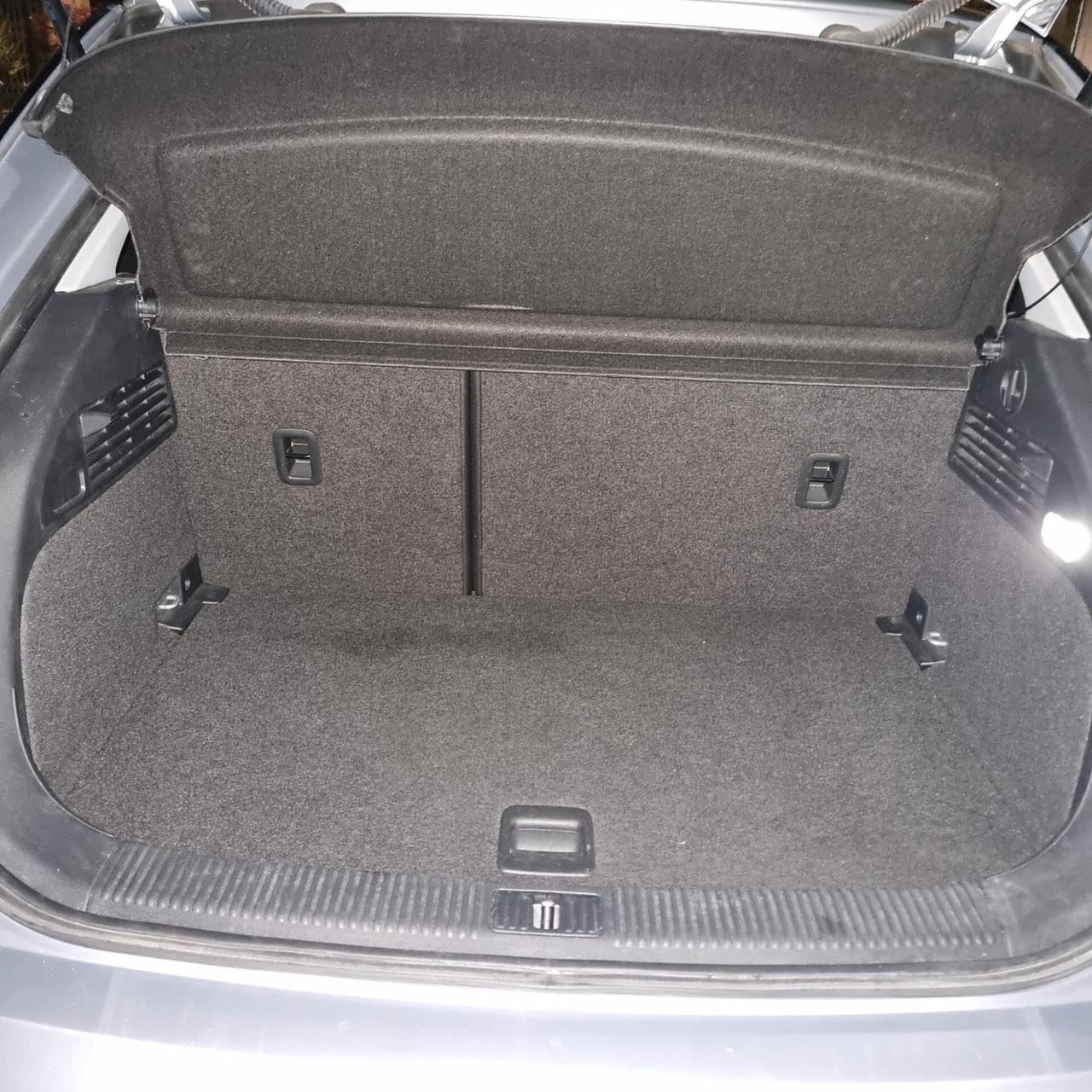 Audi A1 1.0 tfsi Ultra Admired 82cv OK NEOPATENTATI!!!
