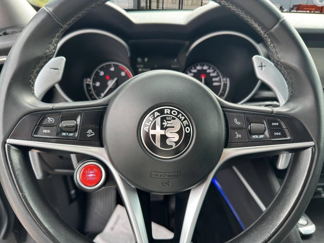 Alfa Romeo Stelvio 2.2 t Executive Q4 210cv con Telecamera e CarPlay