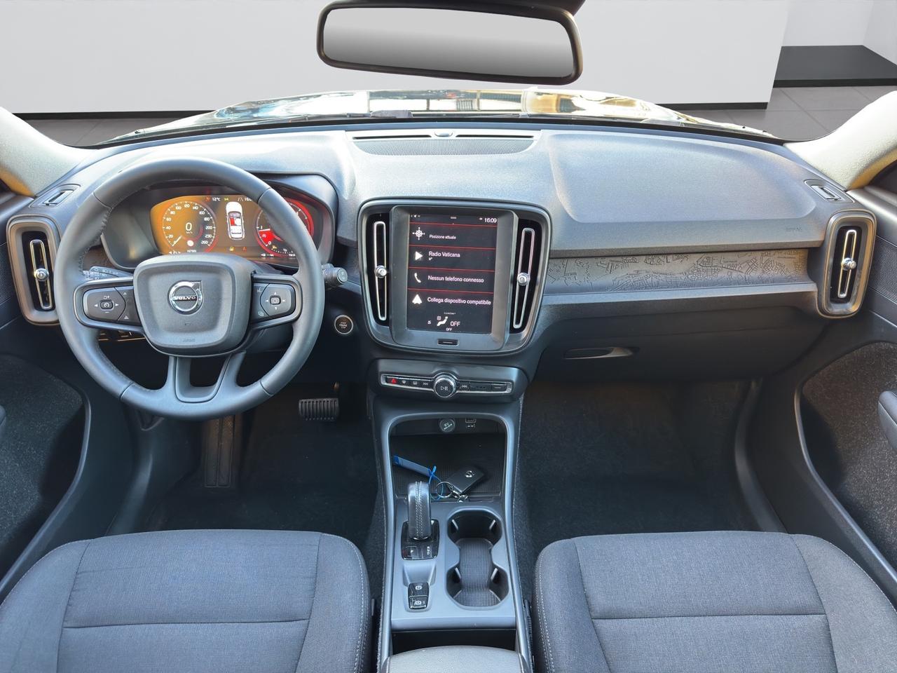 VOLVO XC40 D3 GEARTRONIC MOMENTUM - MY20