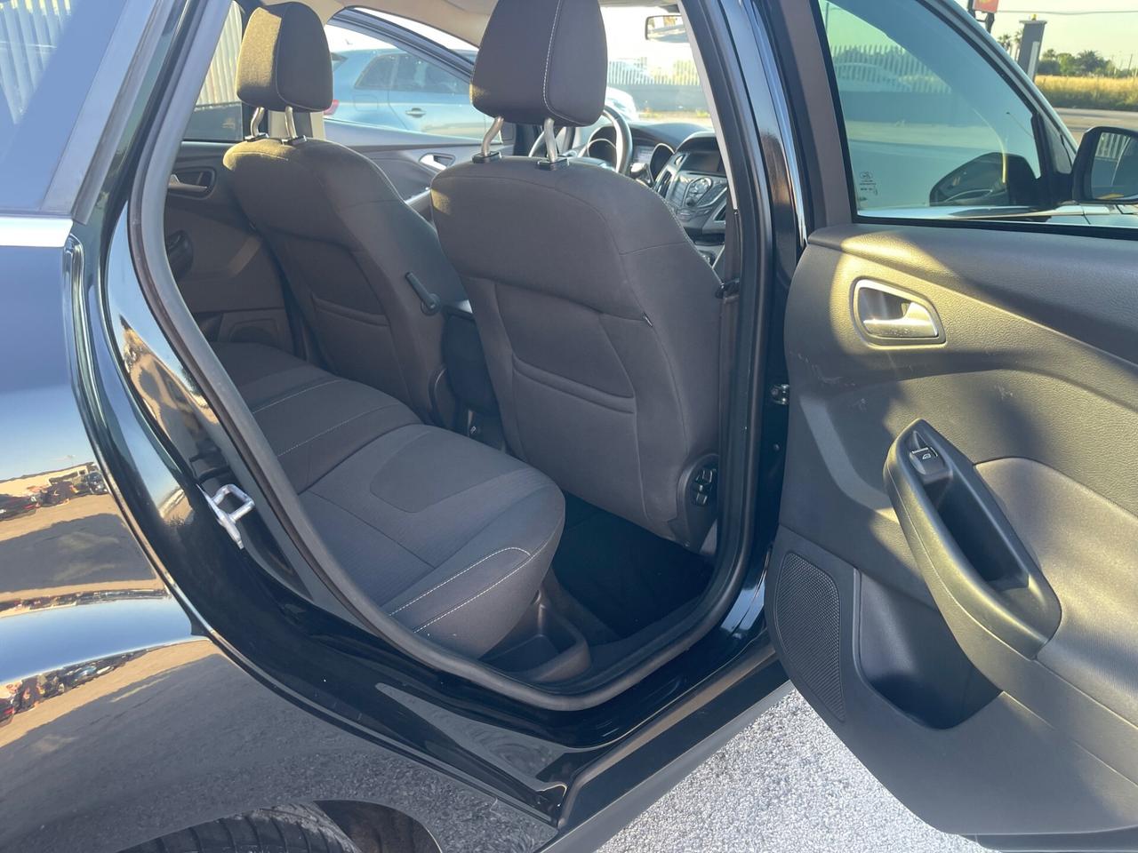 FORD FOCUS 1.6 TDCI 115CV BERLINA TITANIUM FULLL