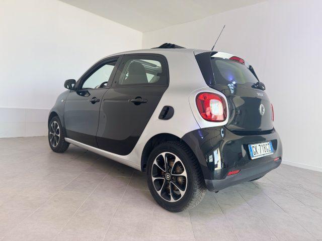 SMART ForFour 70 1.0 Prime