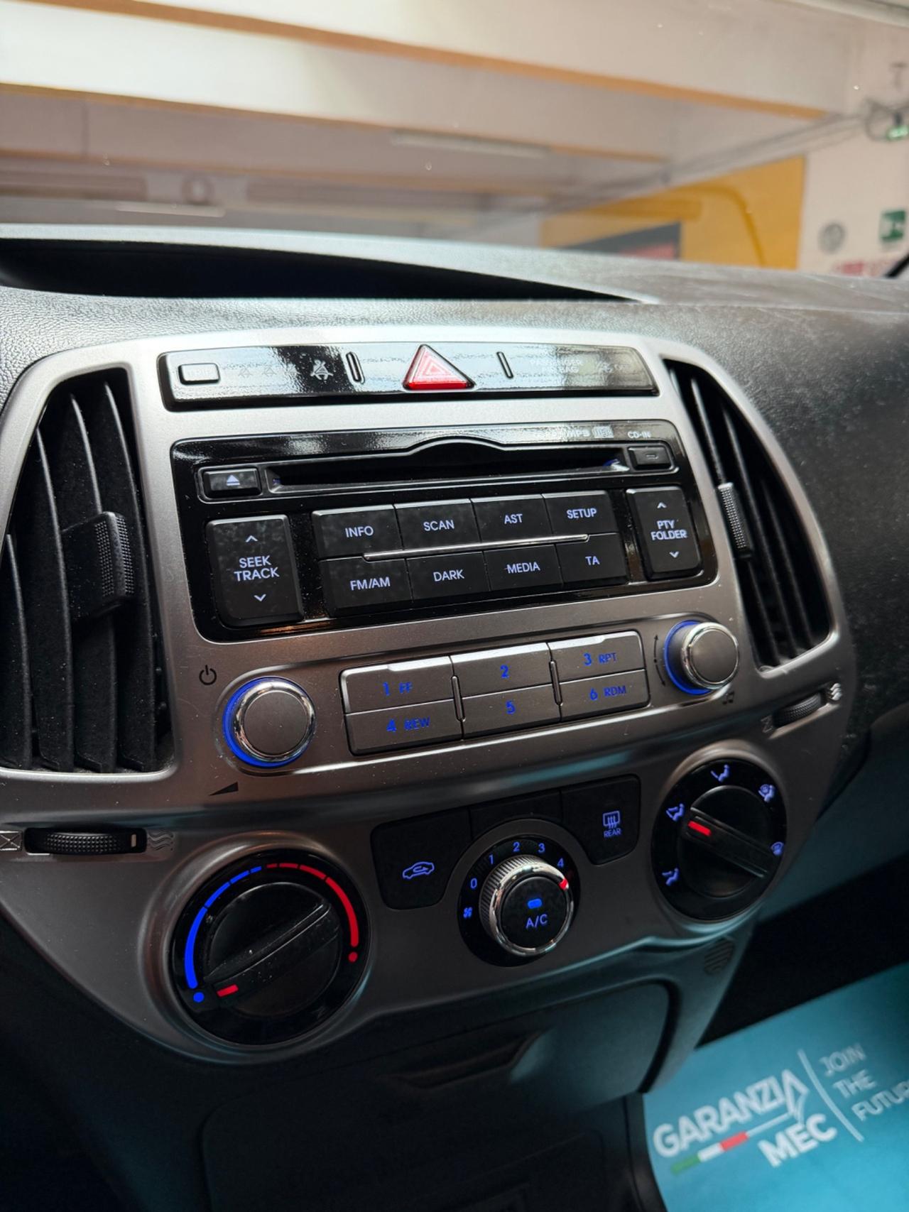 Hyundai i20 1.2 Neopatentati Euro 5