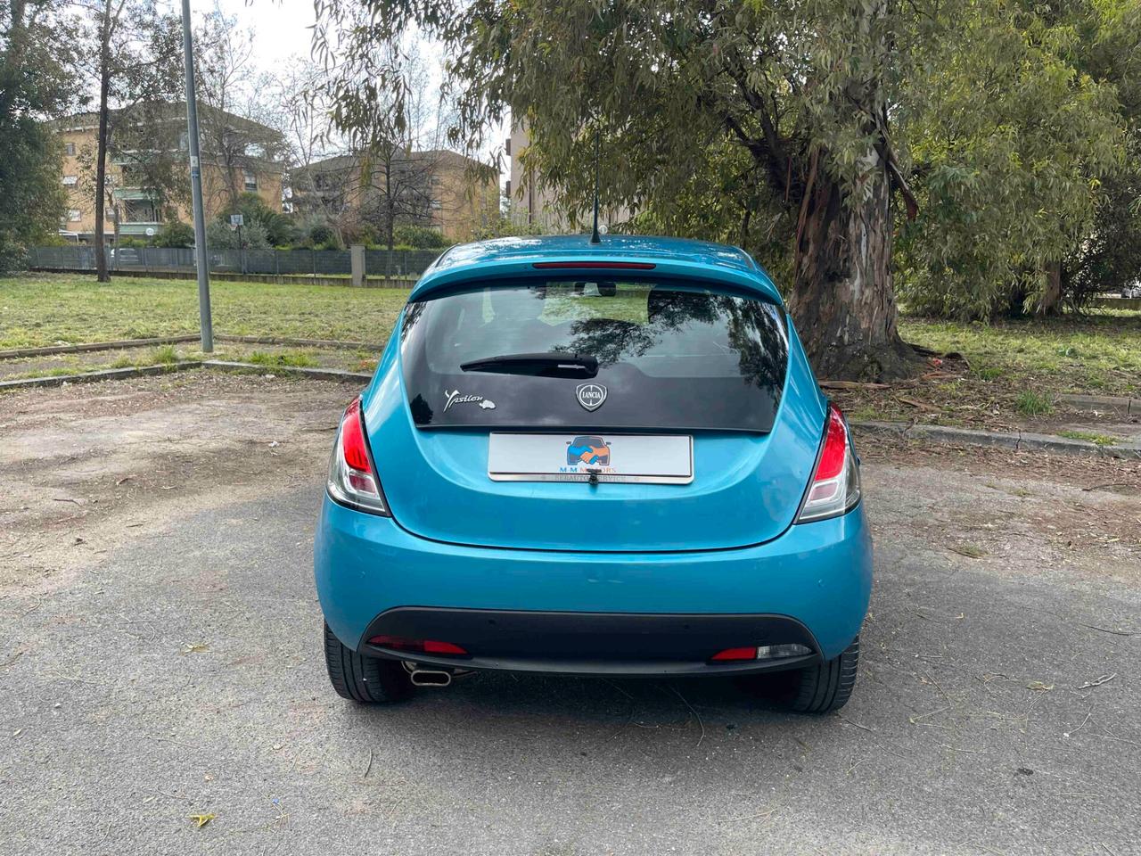 Lancia Ypsilon 1.2 69 CV 5 porte Elefantino NEOPATENTATI