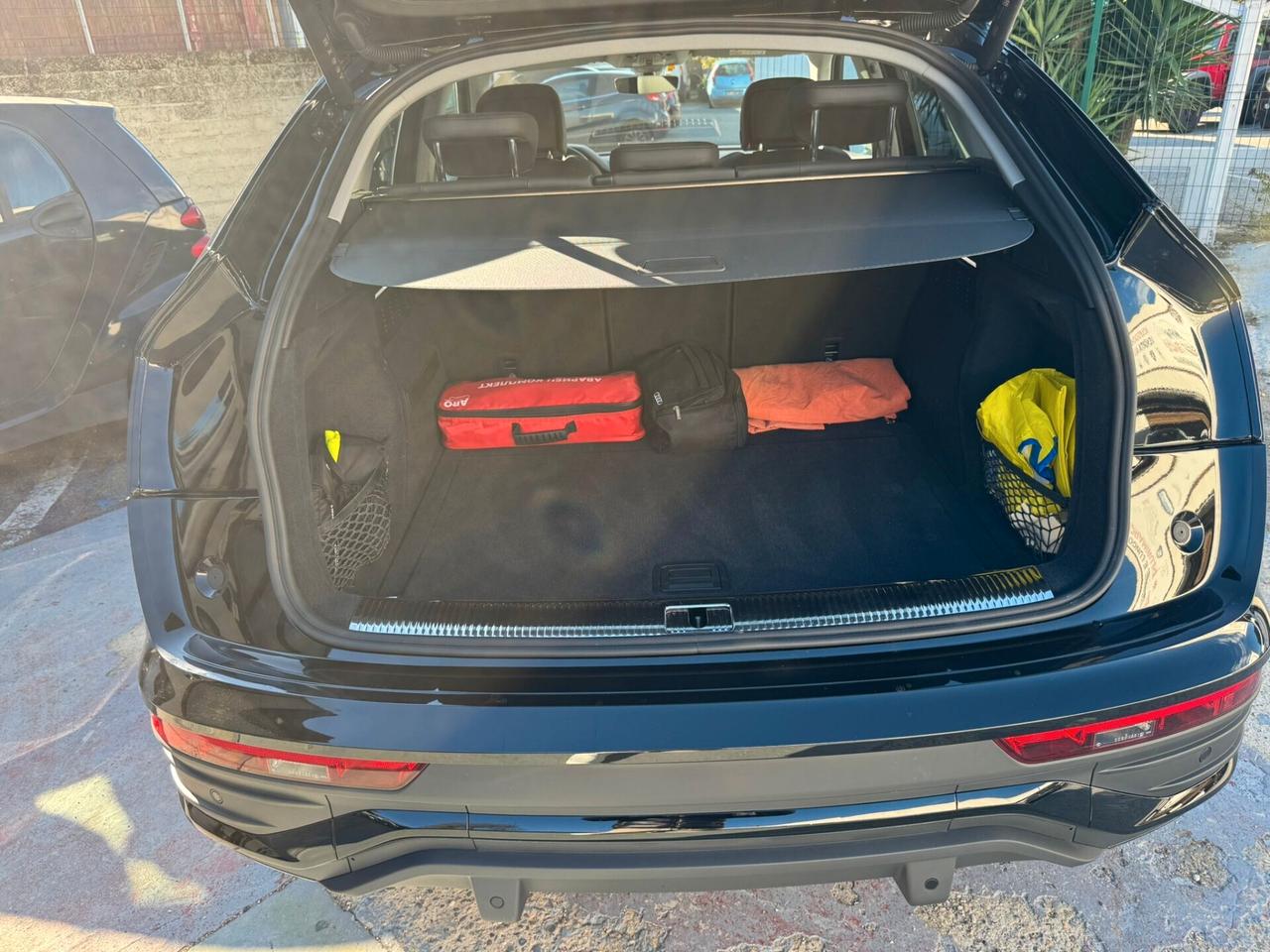 Audi Q5 TDi 150 kW mHEV+ S tronic quattro Launch edition line