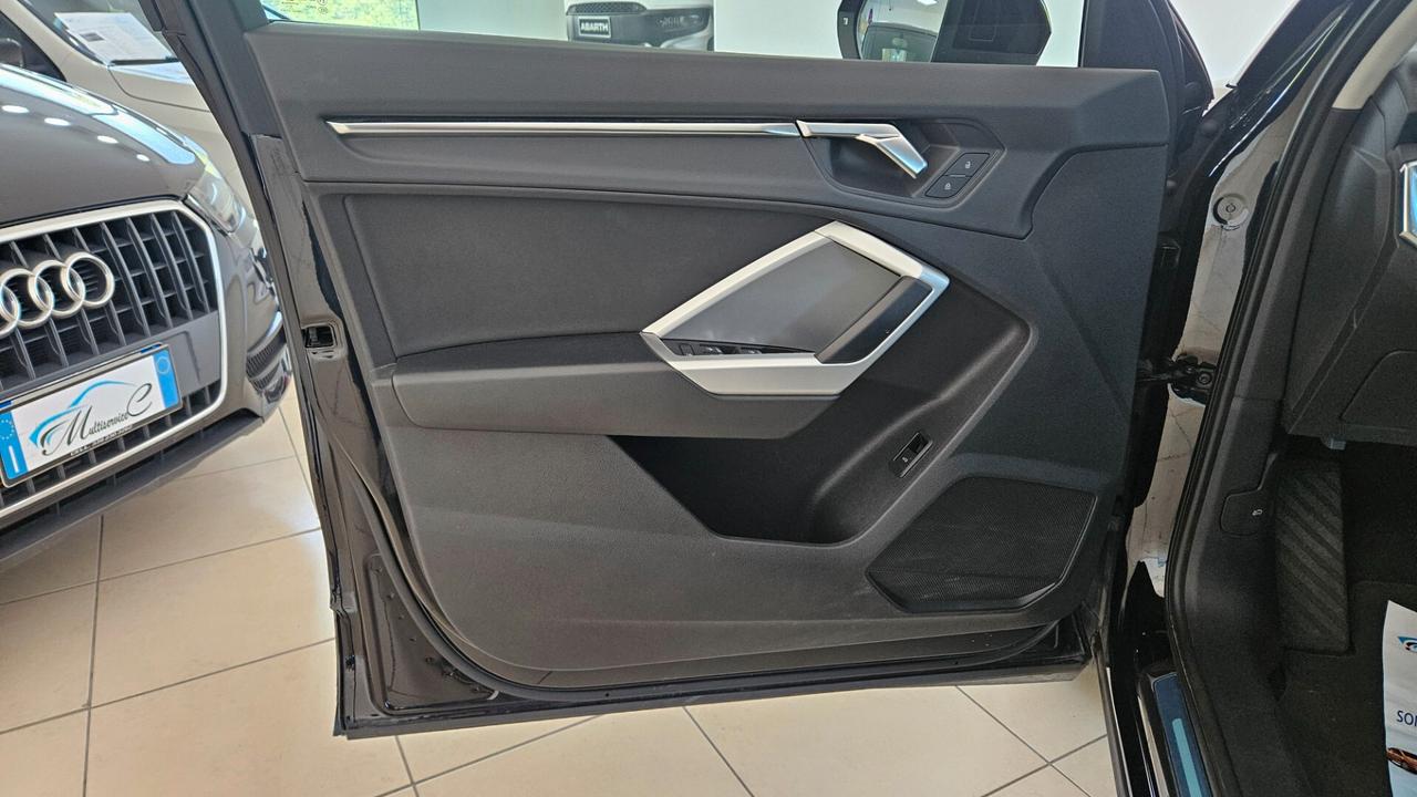 Audi Q3 2.0 TDI 40 TDI Quattro S tronic Advanced