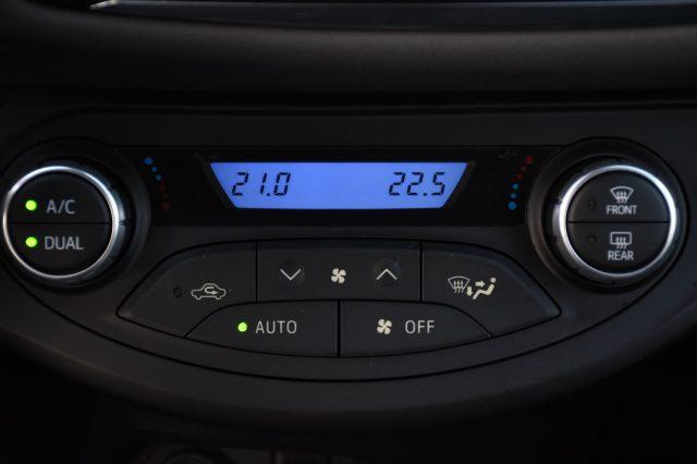 TOYOTA Yaris 1.5 Hybrid 5 porte