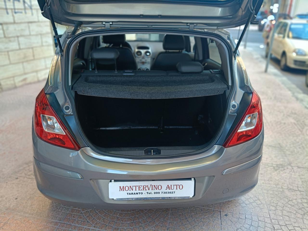 OPEL CORSA 1.2 5 PORTE-NEOPATENTATI-Euro 5490