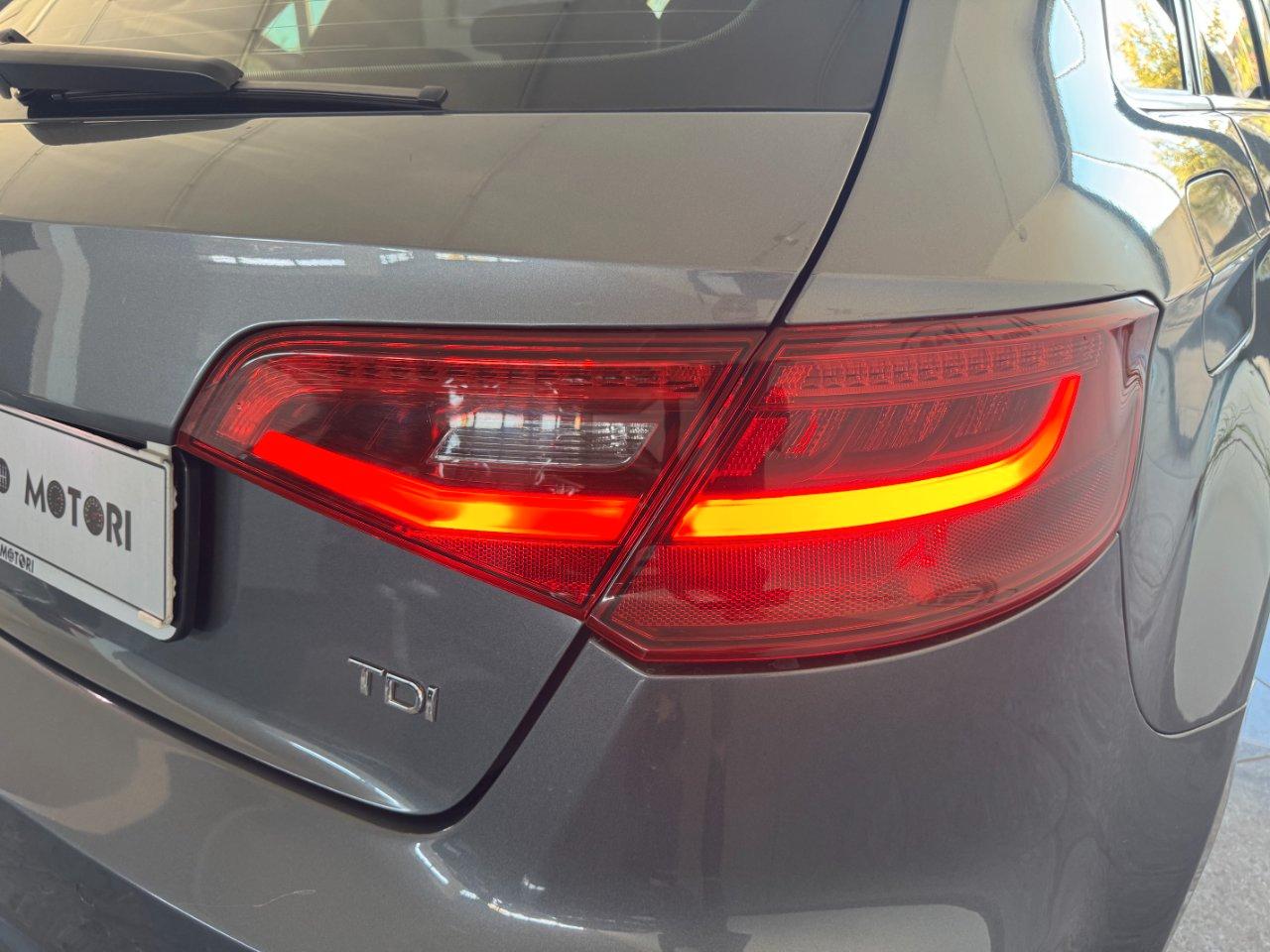 Audi A3 Sportback 1.6 tdi S-line Edition Navi Pelle Led Full