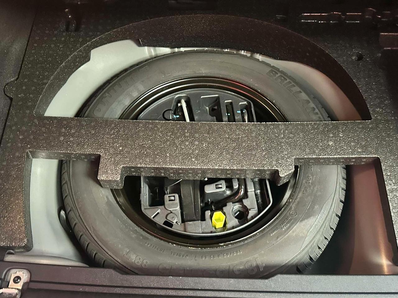 Peugeot 2008 1.2 BENZINA 82 ALLURE