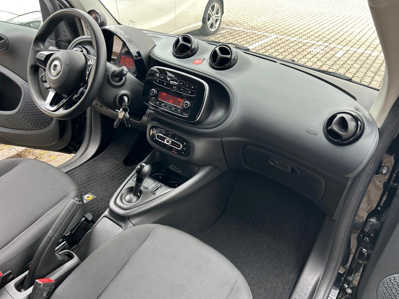 smart forTwo Fortwo eq Pulse 22kW