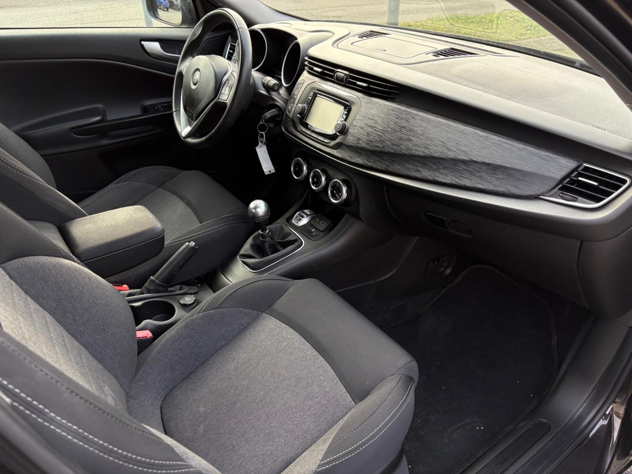 Alfa Romeo Giulietta 1.6 JTDm 120 CV EURO 6B 2019