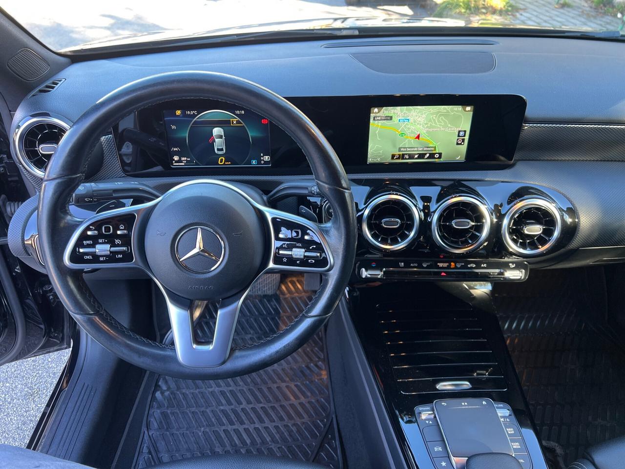 Mercedes-benz A 180 d Sedan Automatica Sport 2020