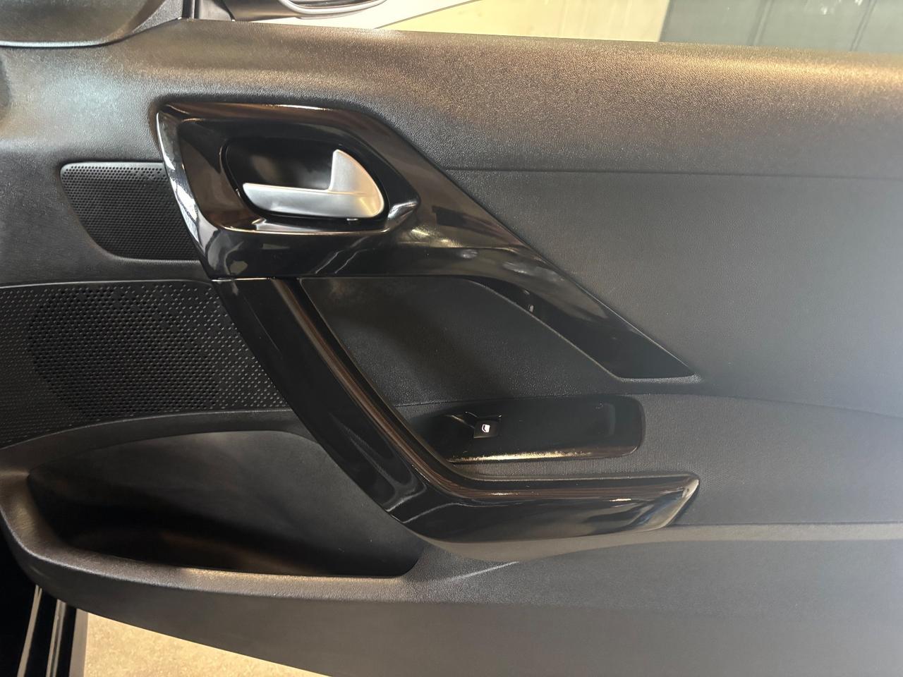 Peugeot 208 1.2 BENZINA/GPL | OK NEOPATENTATI |