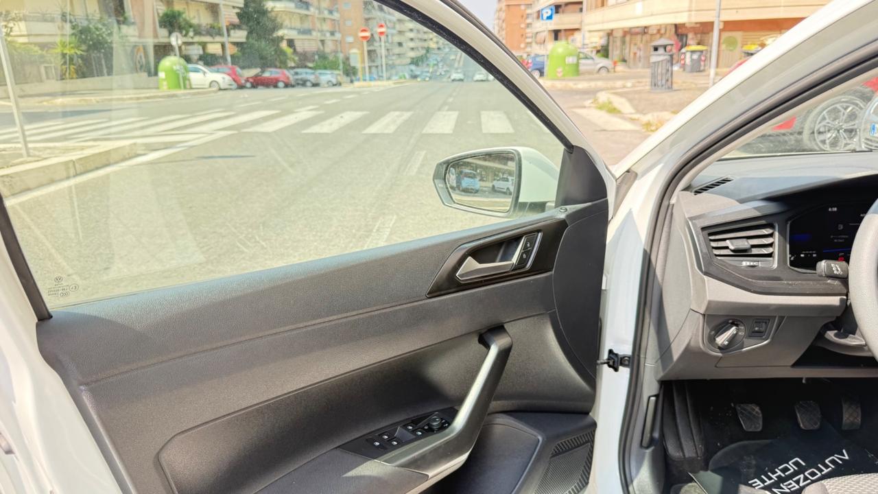 Volkswagen Polo 1.0 TSI Style LED NAVI CAR PLAY PDC BLUETOOTH CERCHI 16 COCKPIT CLIMA AUTOMATICO