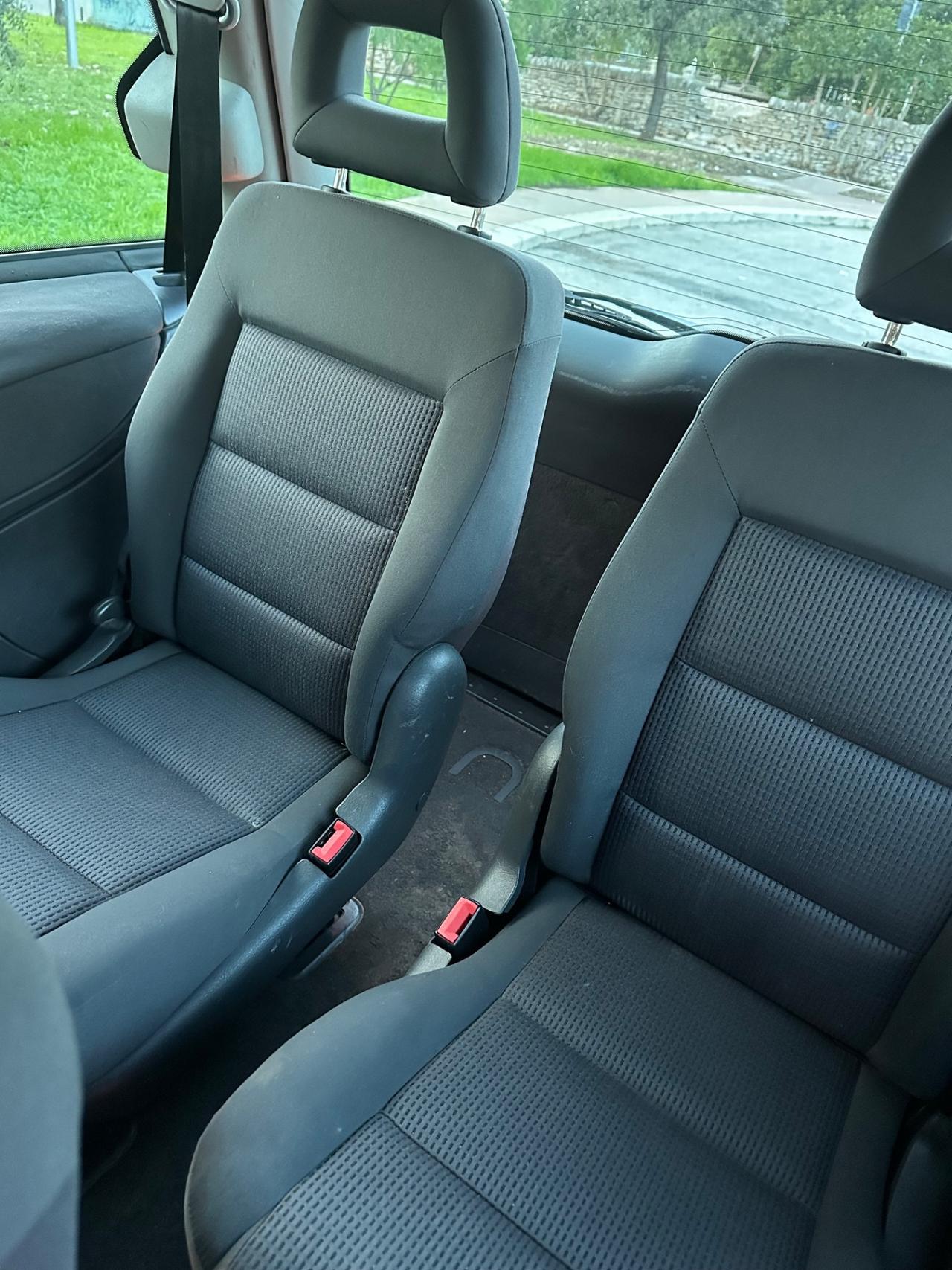 WW SHARAN 2.0 TDI 2006 - 7 POSTI