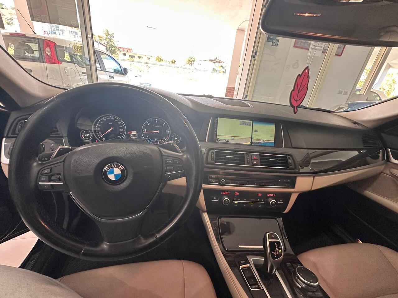 Bmw 525 525d xDrive Touring Luxury