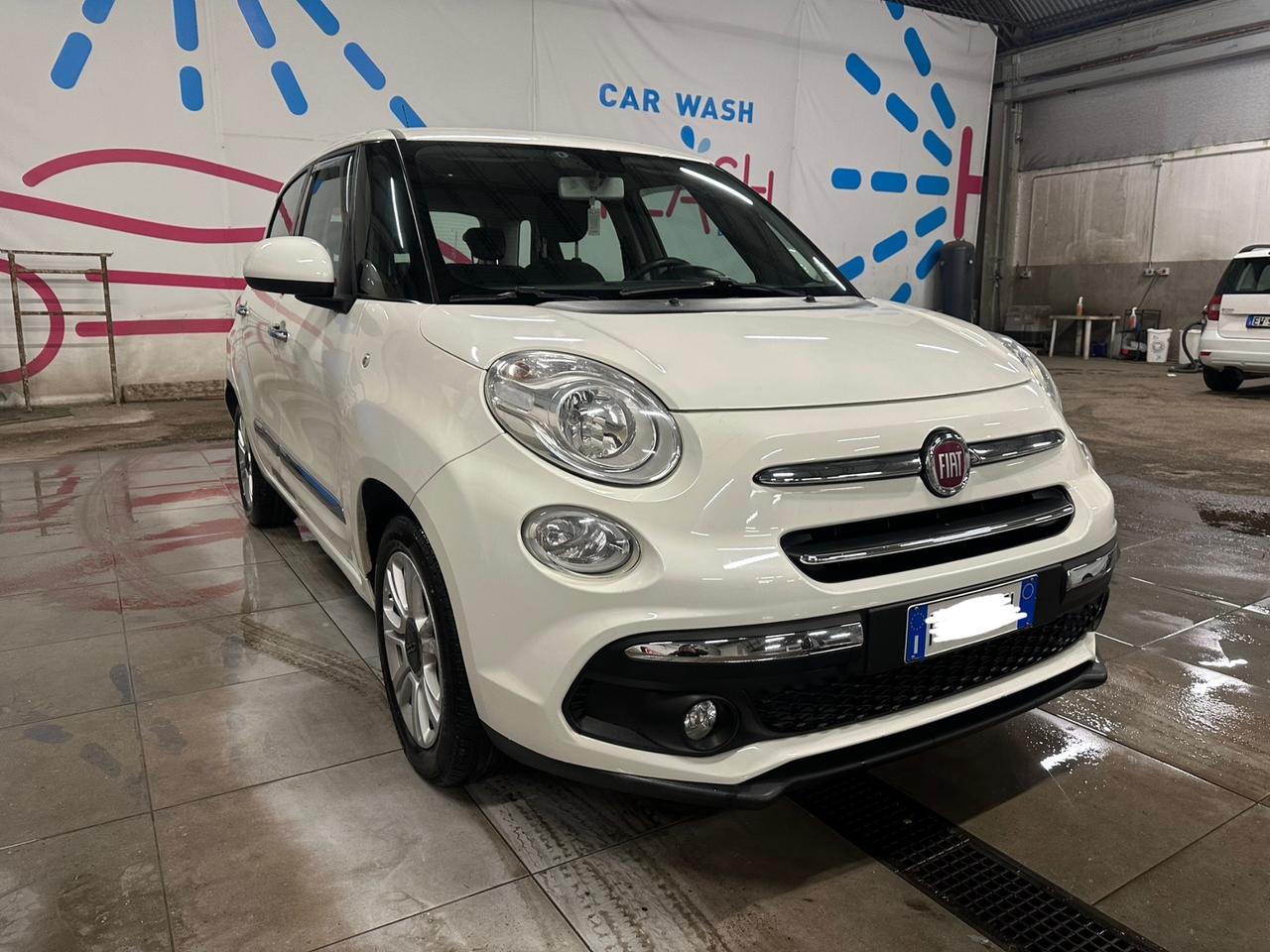 Fiat 500L 1.6 Multijet 120 CV Mirror