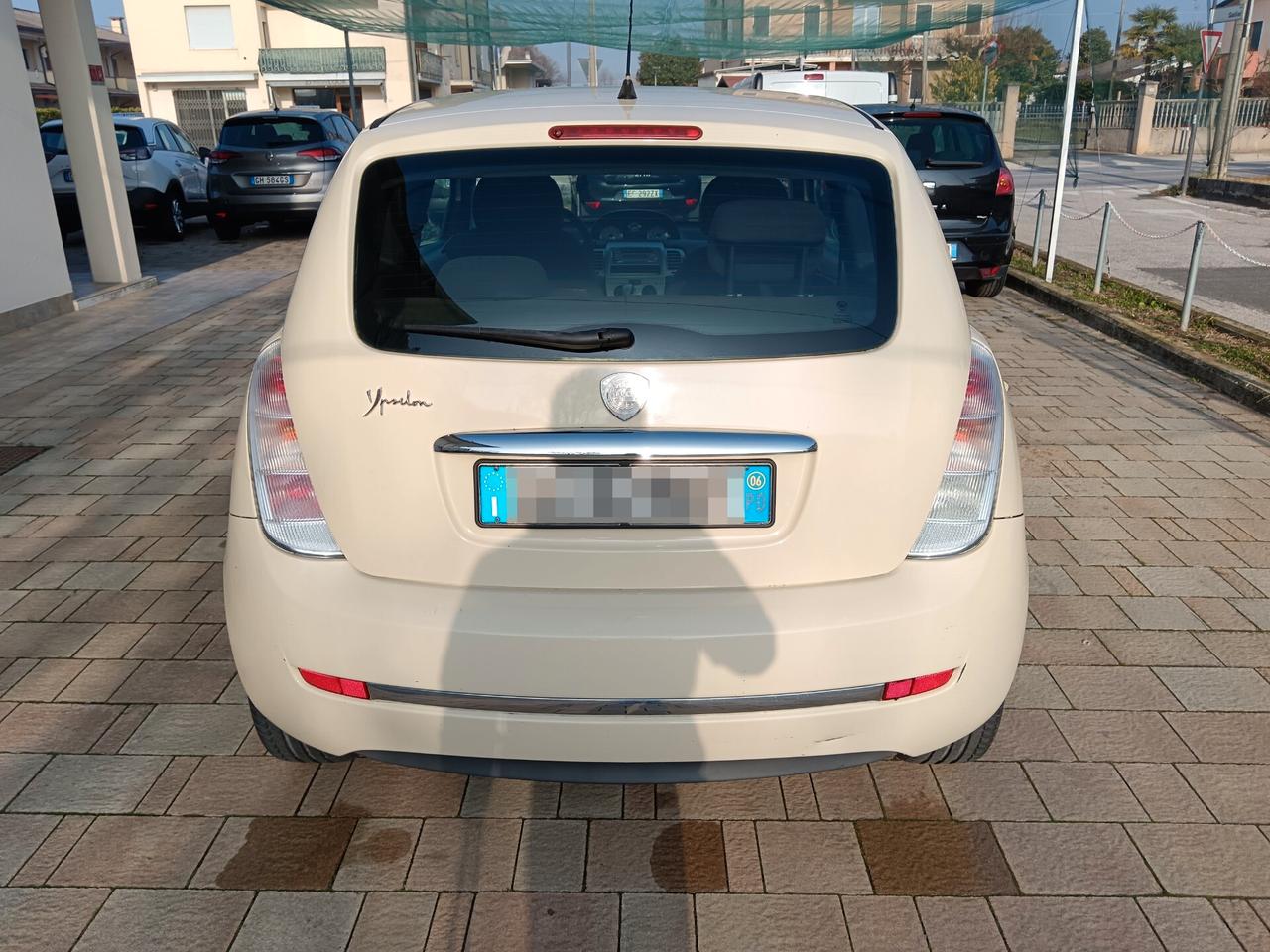Lancia Ypsilon 1.4 16V Oro Bianco